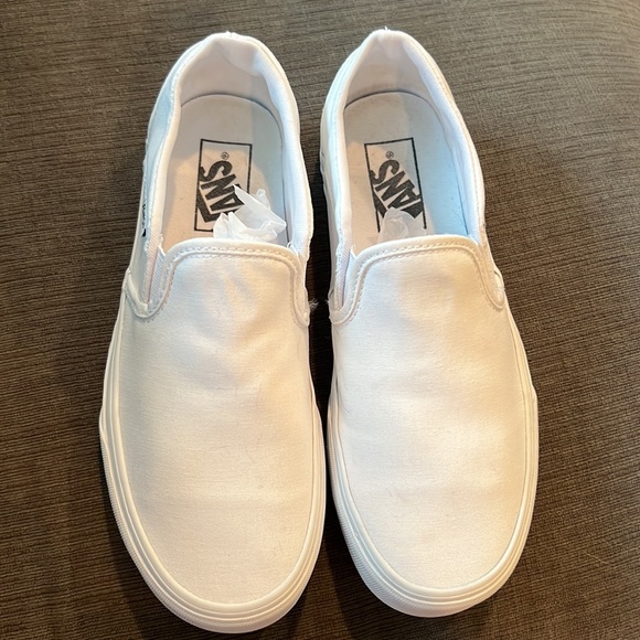 Vans - Picture 2 of 8